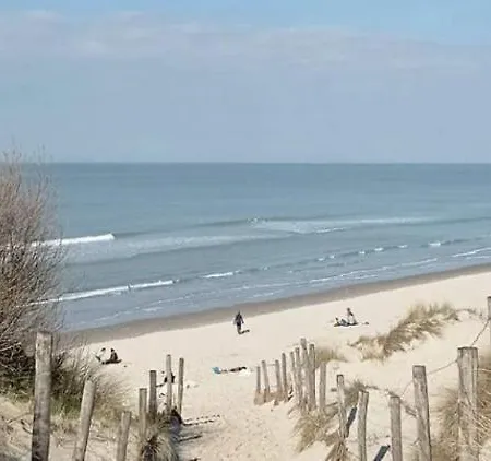 Apartment Sunny - Waterfront Near Downtown Beach And Dunes